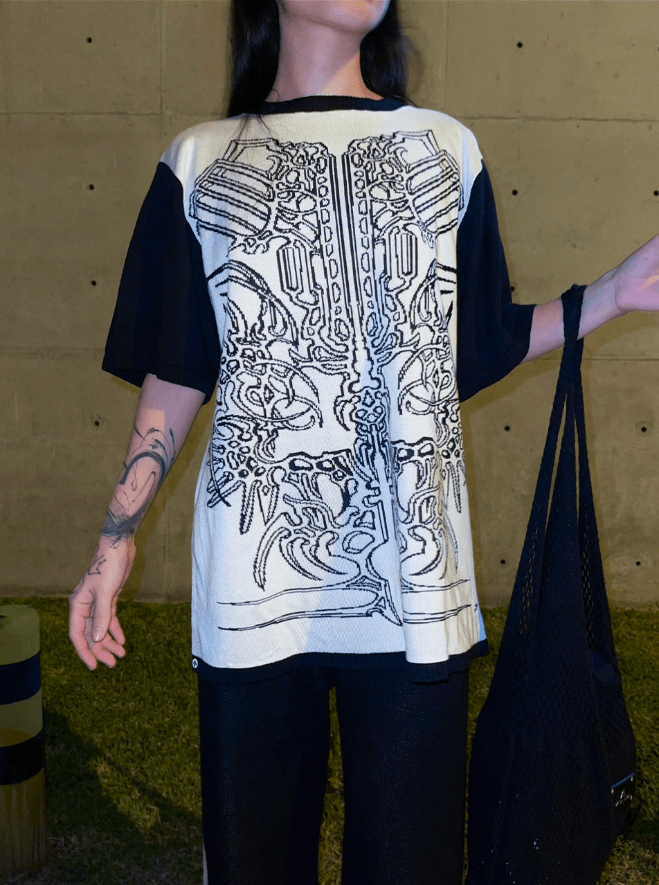 KHARMA TEE