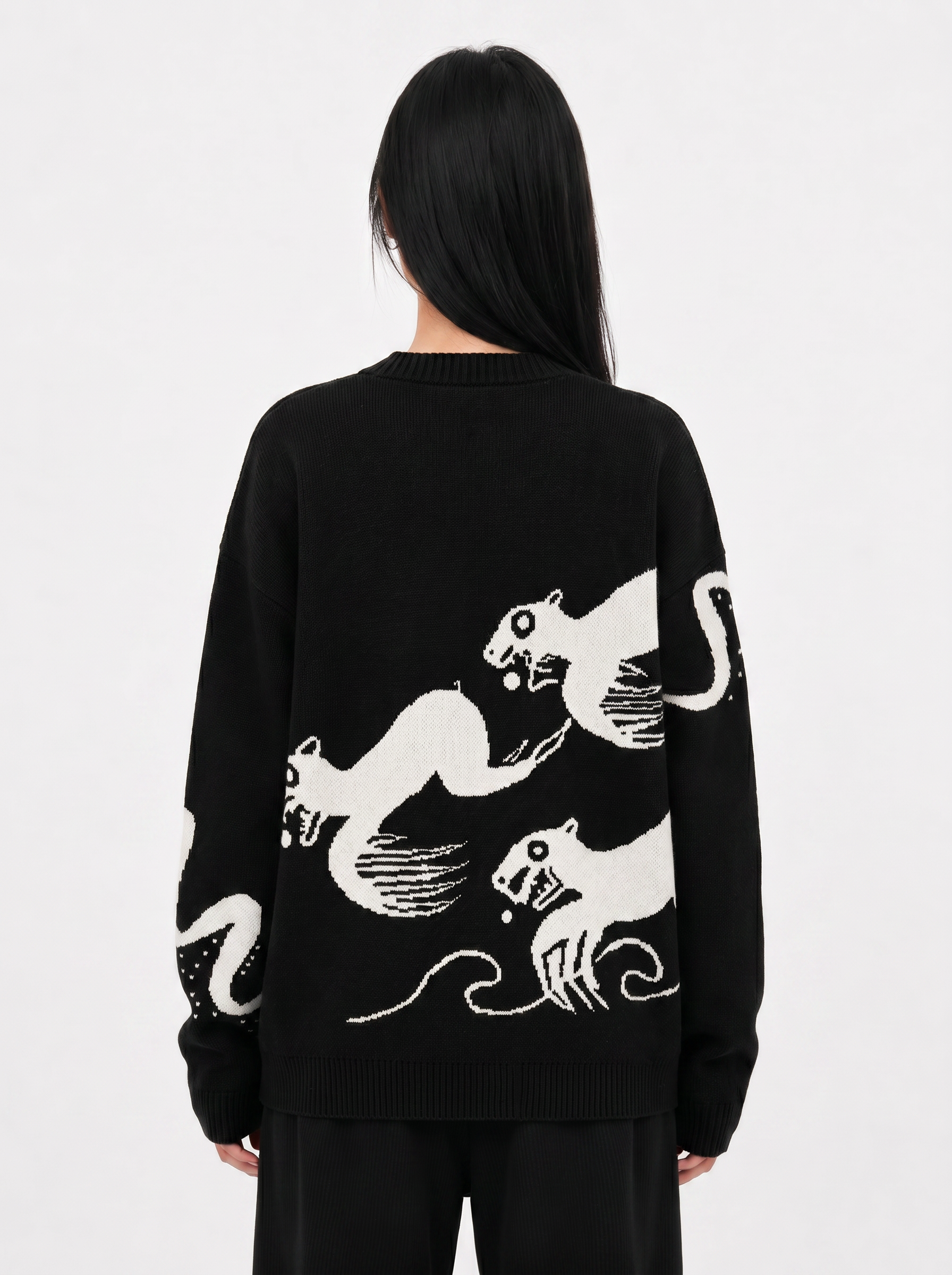 MOCHE SEA SWEATER